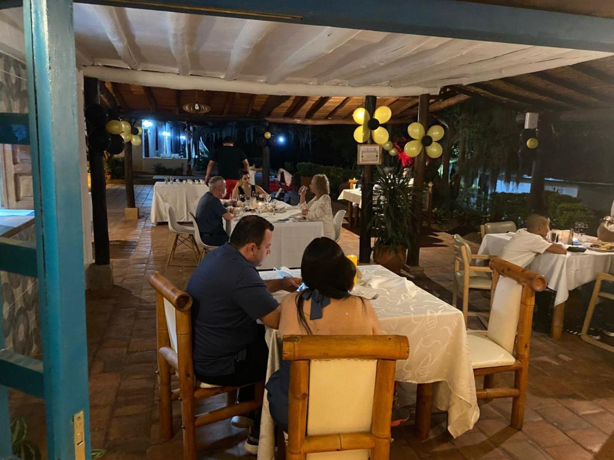 Hotel Santos De Piedra - Maranatha Barichara Bagian luar foto